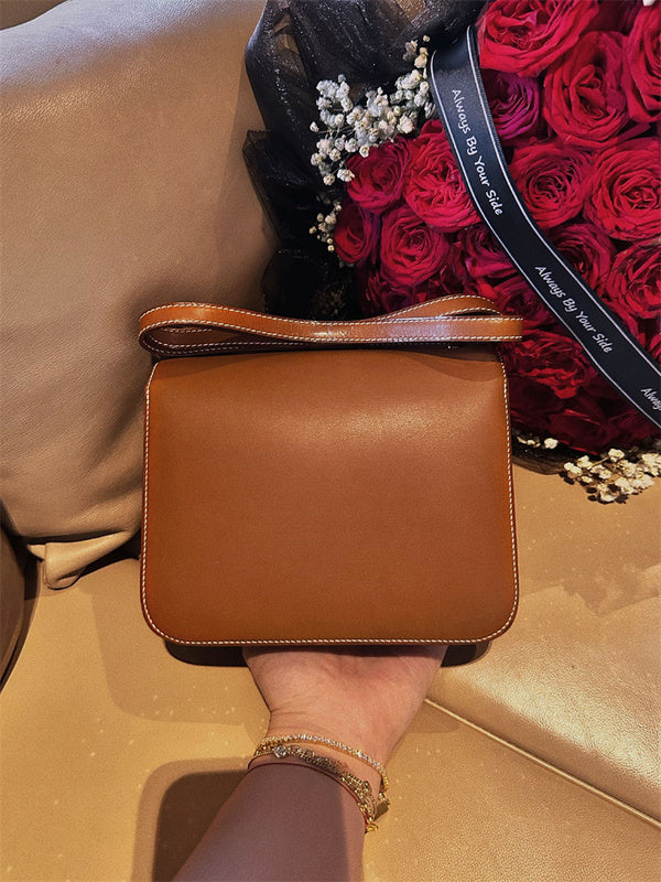  handbag interior and compartment view