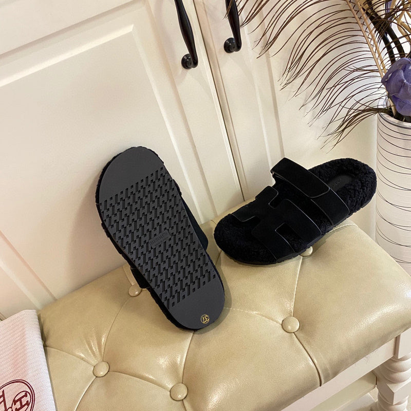 Hermes sandals Style 088 - angled studio shot
