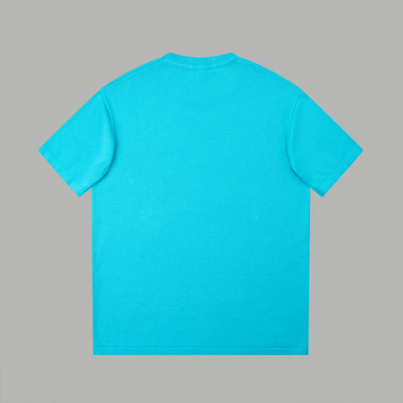 Full styled look of Louis Vuitton cotton t-shirt with tailored silhouette
