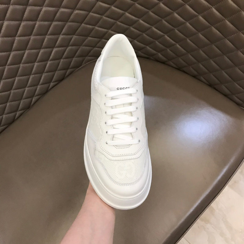 Gucci classic monochrome luxury sneakers view 8 low-top design