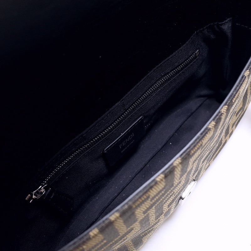 Ziva's Charm handbag – product shot (28cm*7cm*18cm)