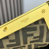 Ziva's Charm handbag – detail view (26cm*9.5cm*18cm)