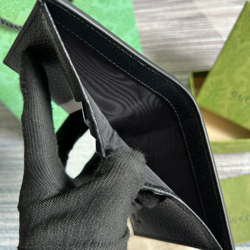 Close-up detail of crisp bag design