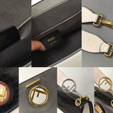 Ziva's Charm handbag – detail view (Standard Size)
