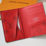  Tailored top-handle bag front view 7