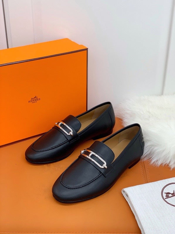 Hermes shoes Style 396 - back heel detail