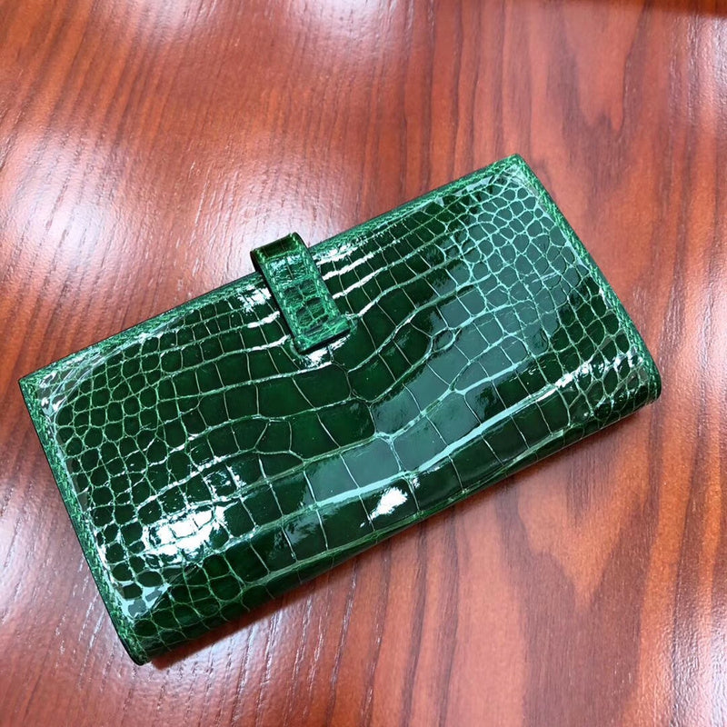 Chic handbag styled for everyday wear