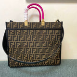 Ziva's Charm handbag – interior view (35cm*17cm*31cm)