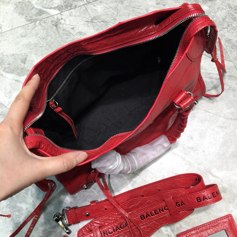 Contemporary Premium PU Leather Handbag - Polished Finish | Women's Premium Handbag #967 - hardware and detail close-up (image 5) of designer-inspired handbag