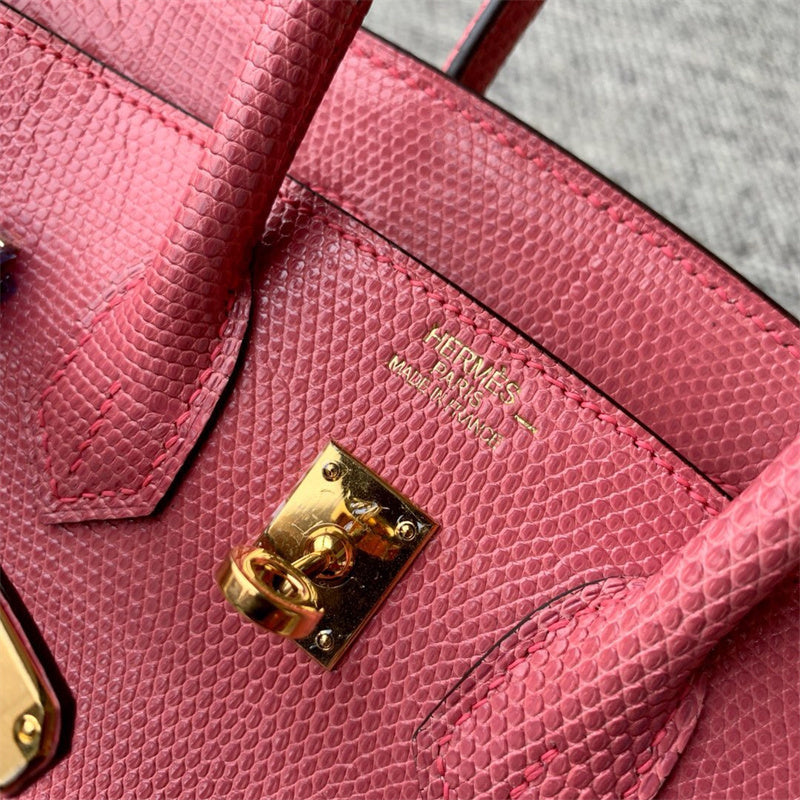  Chic carryall bag front view 13