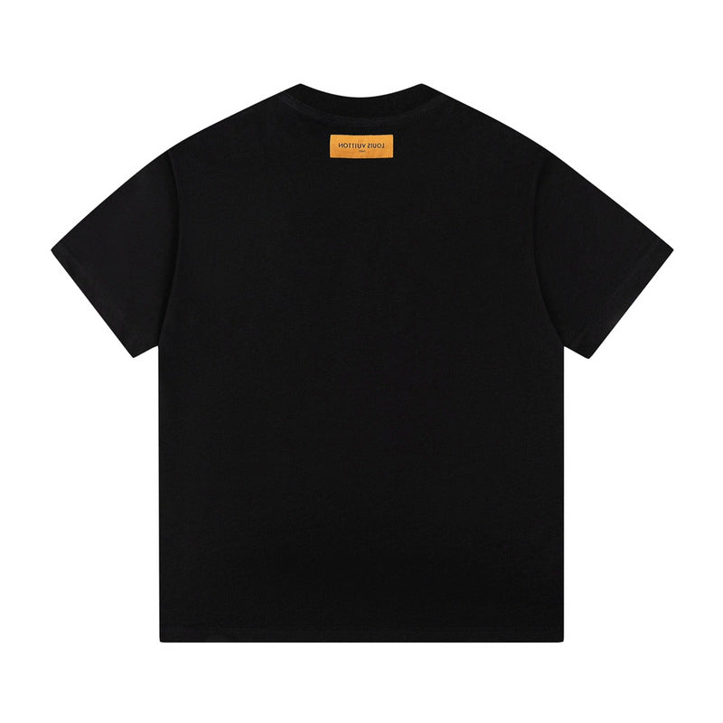 Full styled look of Louis Vuitton cotton t-shirt with contemporary cut