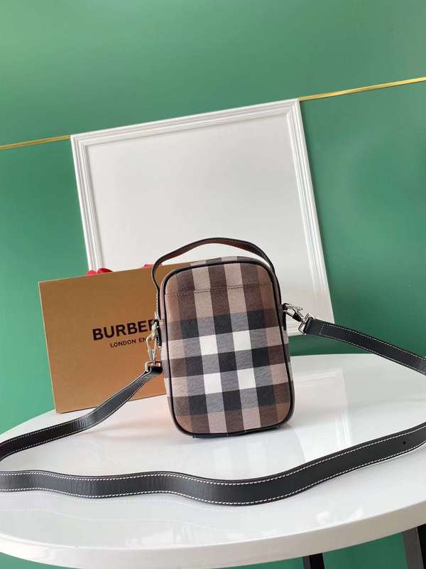 Ziva's Charm handbag – product shot (one versatile size)
