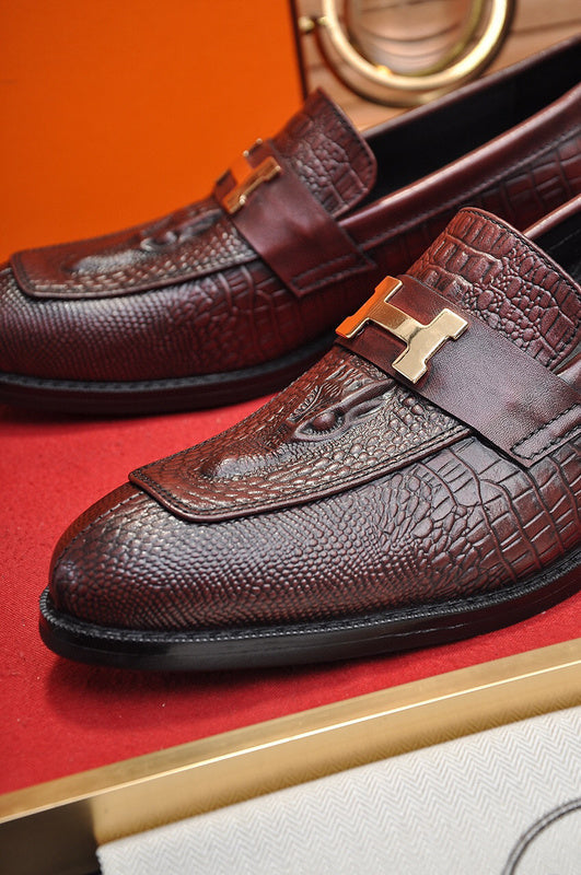 Hermes shoes Style 065 - top view showing design