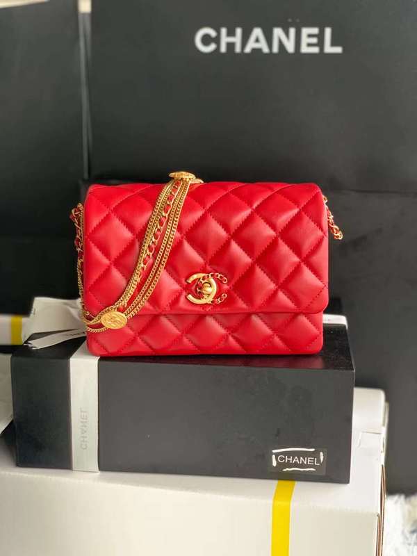 Zivas Charm Refined Structure Everyday Handbag (Considered Detail & Form) – Interior View