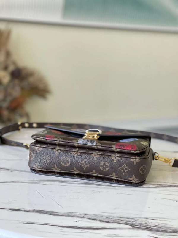 Styled lifestyle shot of structured chic women's handbag – women's luxury accessory