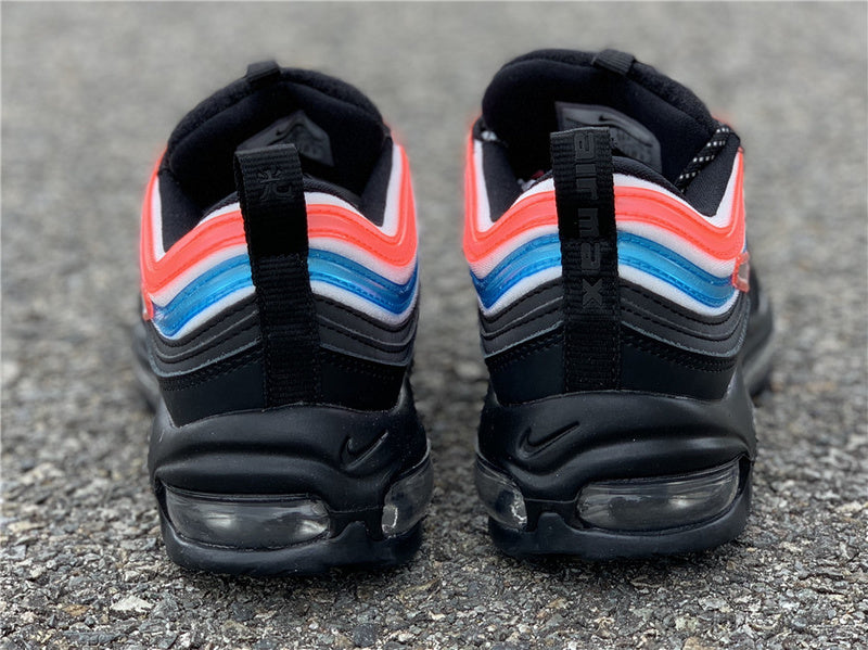 Nike Men's & Women's Luxury Fashion Trainers — Style 090 angle view