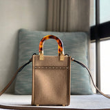 Ziva's Charm handbag – close-up view (13cm*6.5cm*18cm)