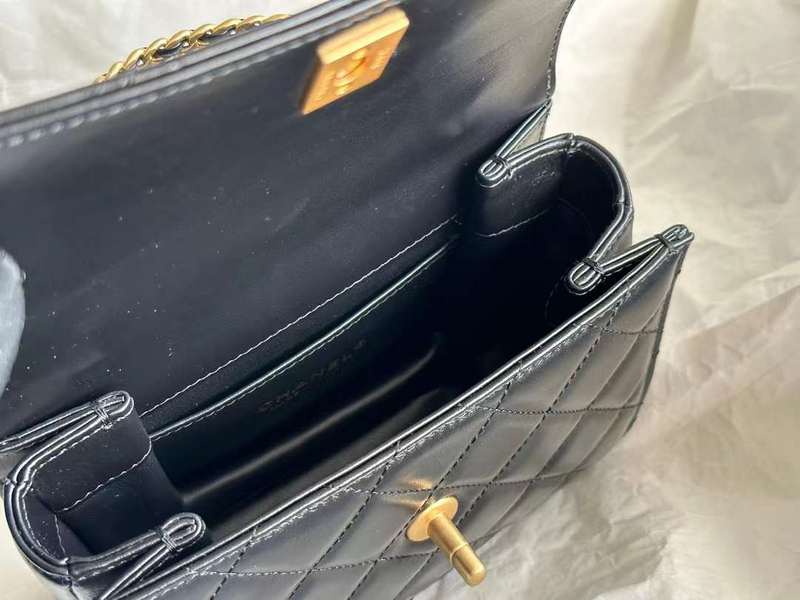 Zivas Charm Chic Craftsmanship Luxury Handbag (Elevated Accessory Essential) – Lifestyle Shot