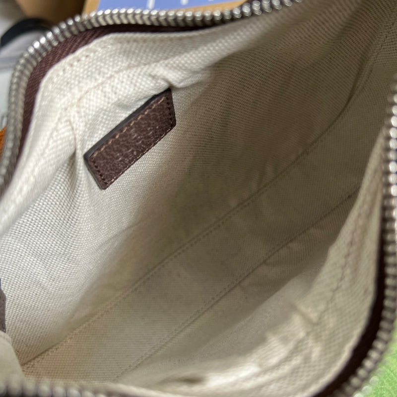Close-up detail of sleek classic women's handbag – women's premium purse