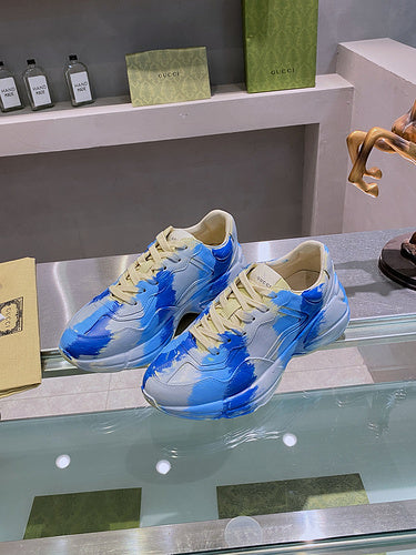 Gucci two-tone luxury sneakers view 10 breathable knit upper