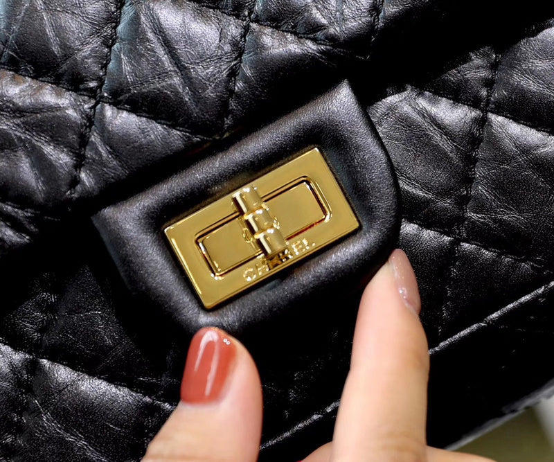 Zivas Charm Signature Style Designer Handbag (Designer-Inspired Craftsmanship) – Styled Look