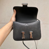  Everyday shoulder bag carried on shoulder