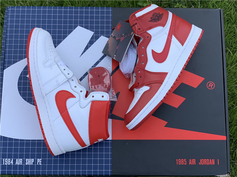 Nike Men's & Women's Premium Designer Sneakers — Style 070 detail view