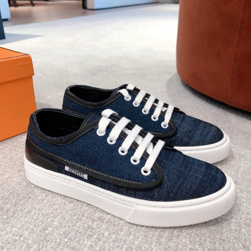Hermes shoes Style 293 - full pair display