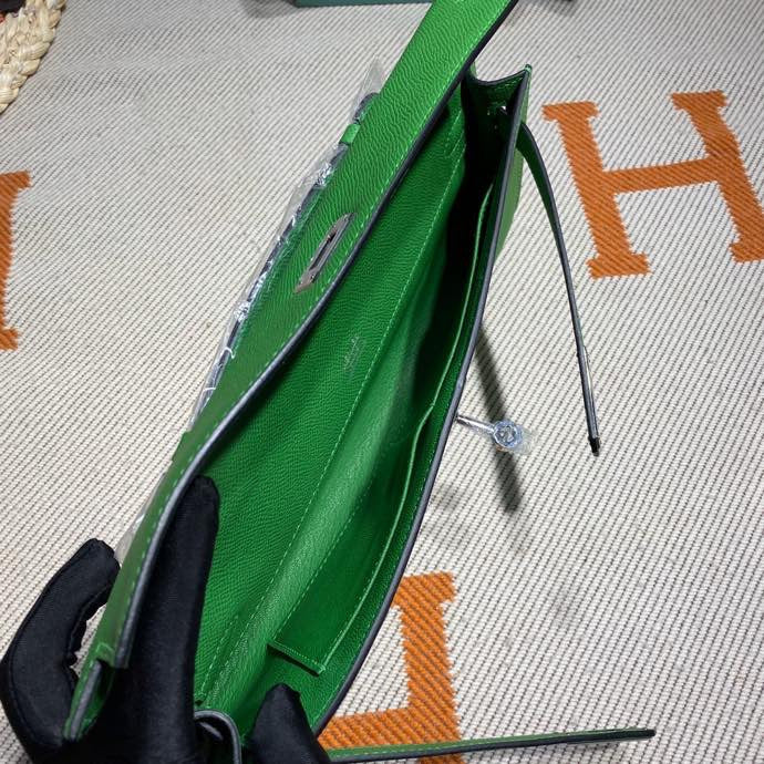 Close-up detail of versatile bag design