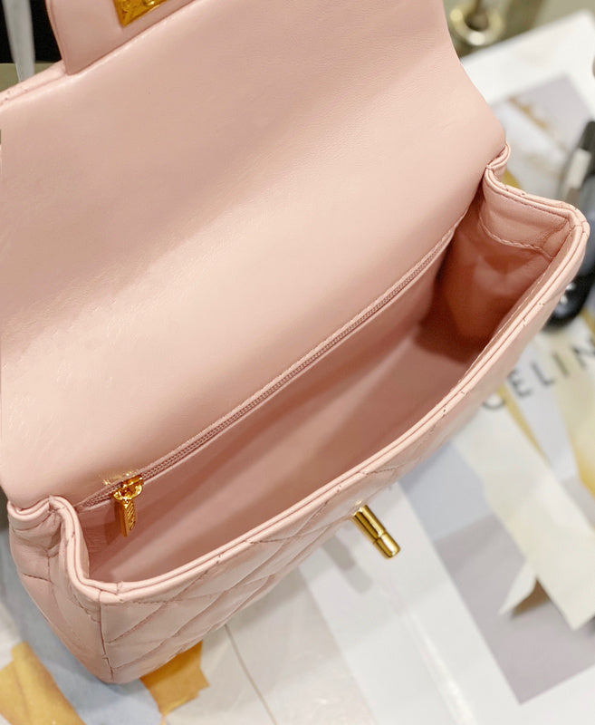  mid purse view 7