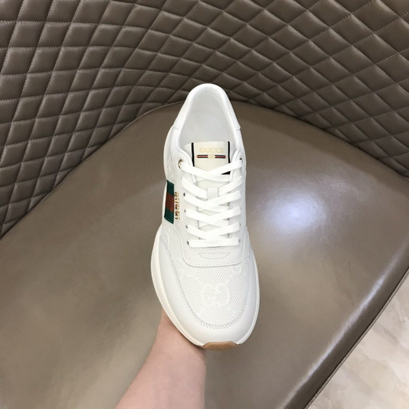 Gucci clean off-white luxury sneakers view 4 padded collar comfort