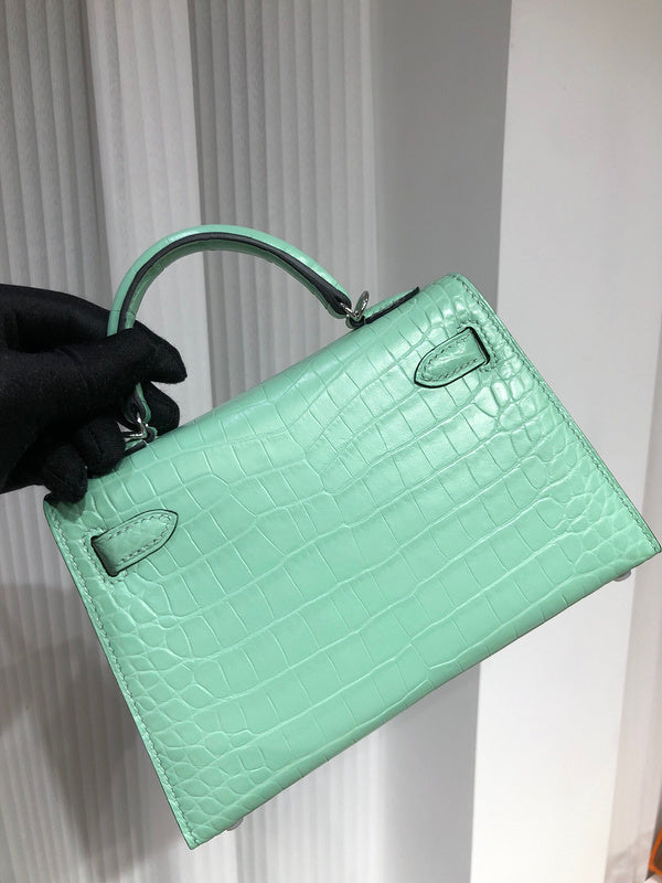 Sophisticated handbag styled for everyday wear