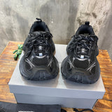 Balenciaga shoes Style 033 - sole and craftsmanship detail
