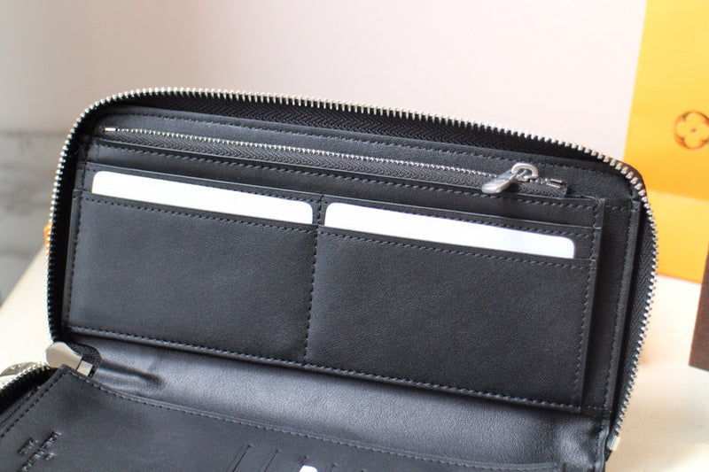 Close-up detail of elevated statement women's handbag – women's designer-style accessory
