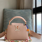  structured bag interior and compartment view 15