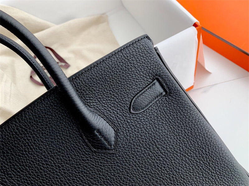 Interior view of graceful premium bag