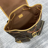 structured bag interior and compartment view 9