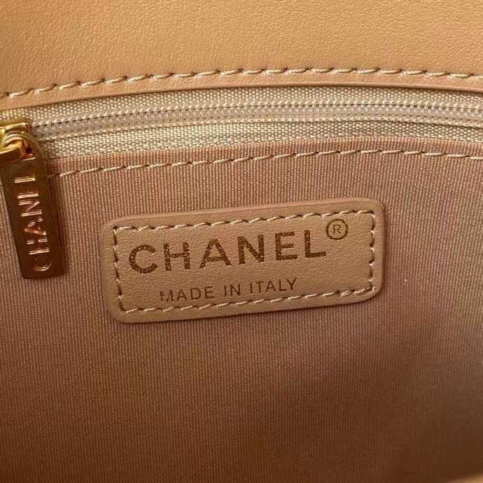  mid purse view 9