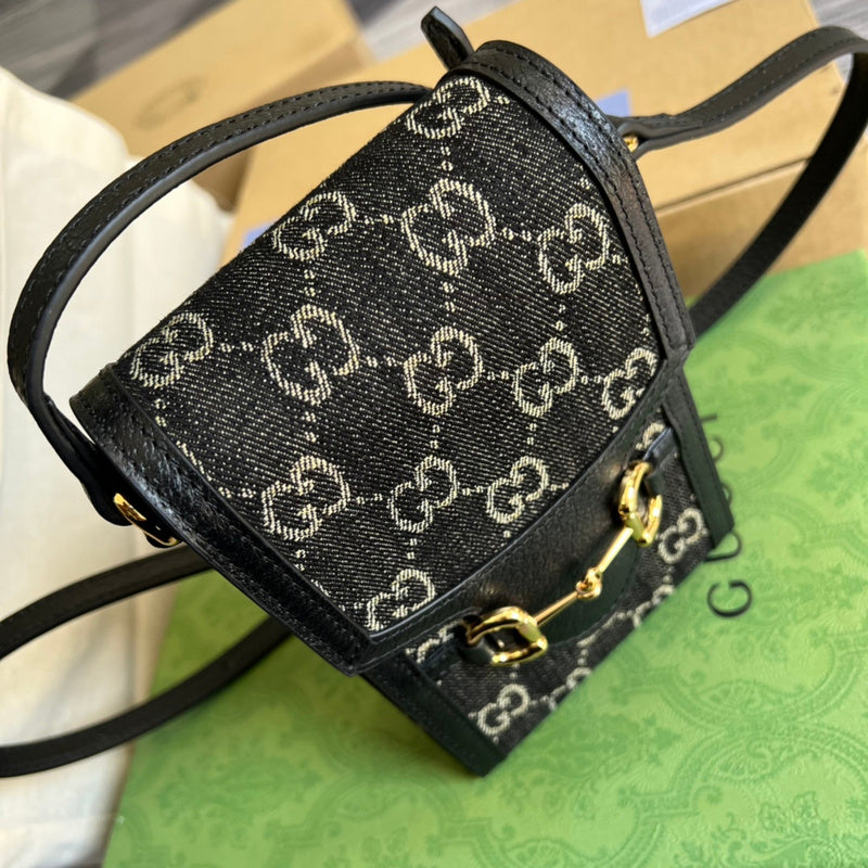 Interior view of structured classic women's handbag – women's statement bag