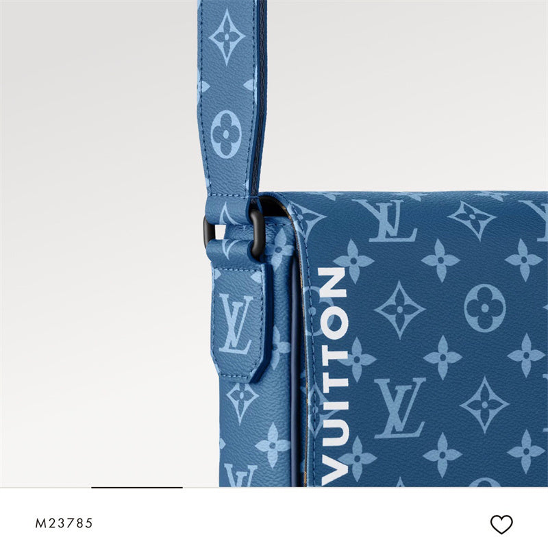  shopper bag interior and compartment view 9