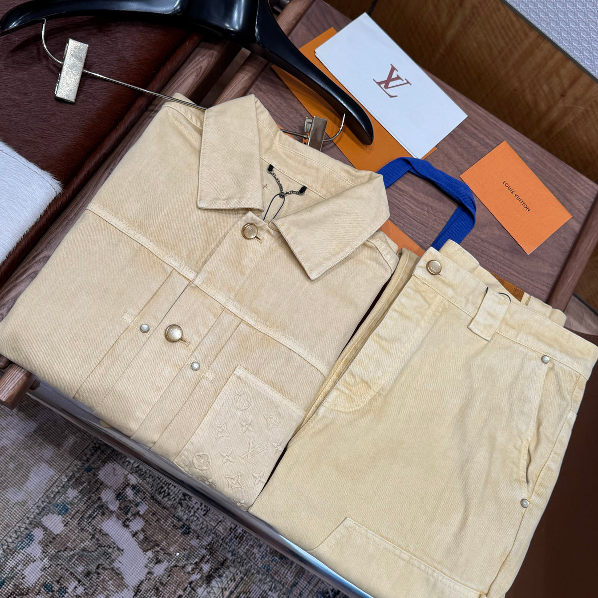 Louis Vuitton Pants? Louis Vuitton Lou Trousers Premium Designer Casual Trousers