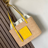 Ziva's Charm handbag – product shot (27cm*20cm*10cm)