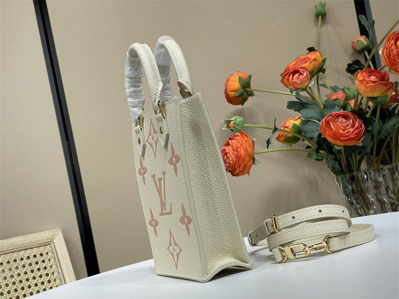  shopper bag interior and compartment view 15