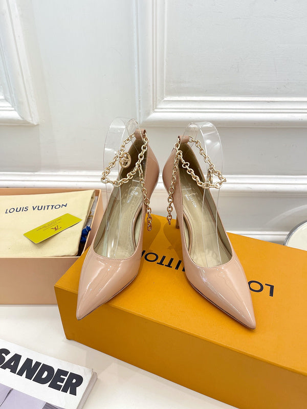 Louis Vuitton shoes Style 414 - texture and material detail