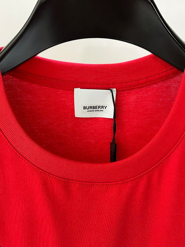 Three-quarter angle view of Burberry luxury piece style No.291