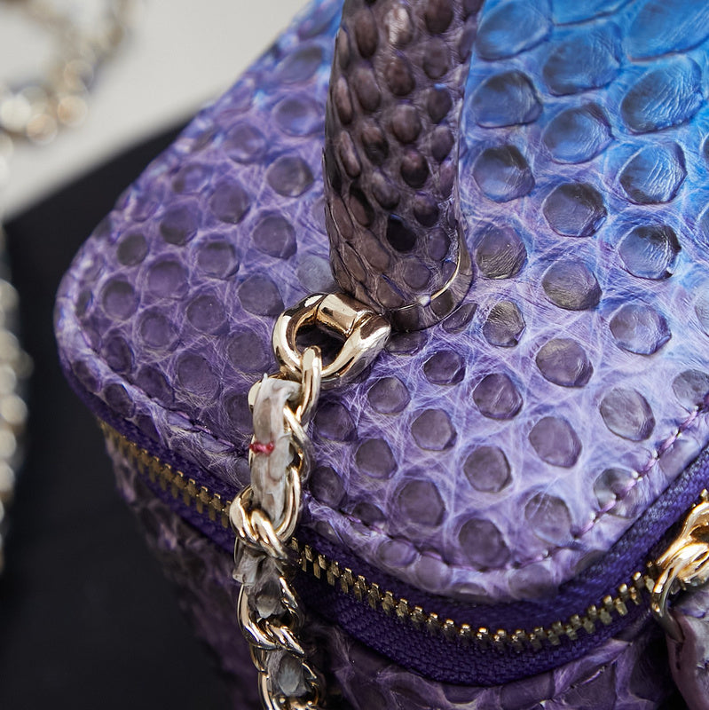 Ziva's Charm handbag – interior view (one versatile size)