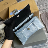 Close-up detail of modern refined women's handbag – women's luxury handbag