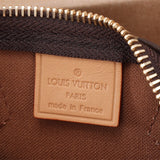  clean-lined tote bag detail view showing craftsmanship