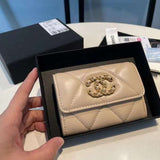 Zivas Charm Chic Craftsmanship Everyday Handbag (Statement-Ready Design) – Full Silhouette