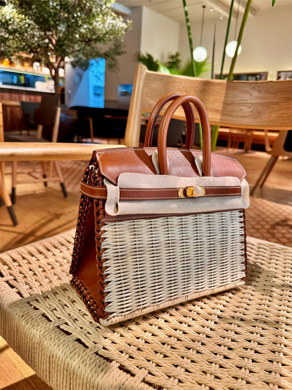 Fluid bag women's premium everyday handbag